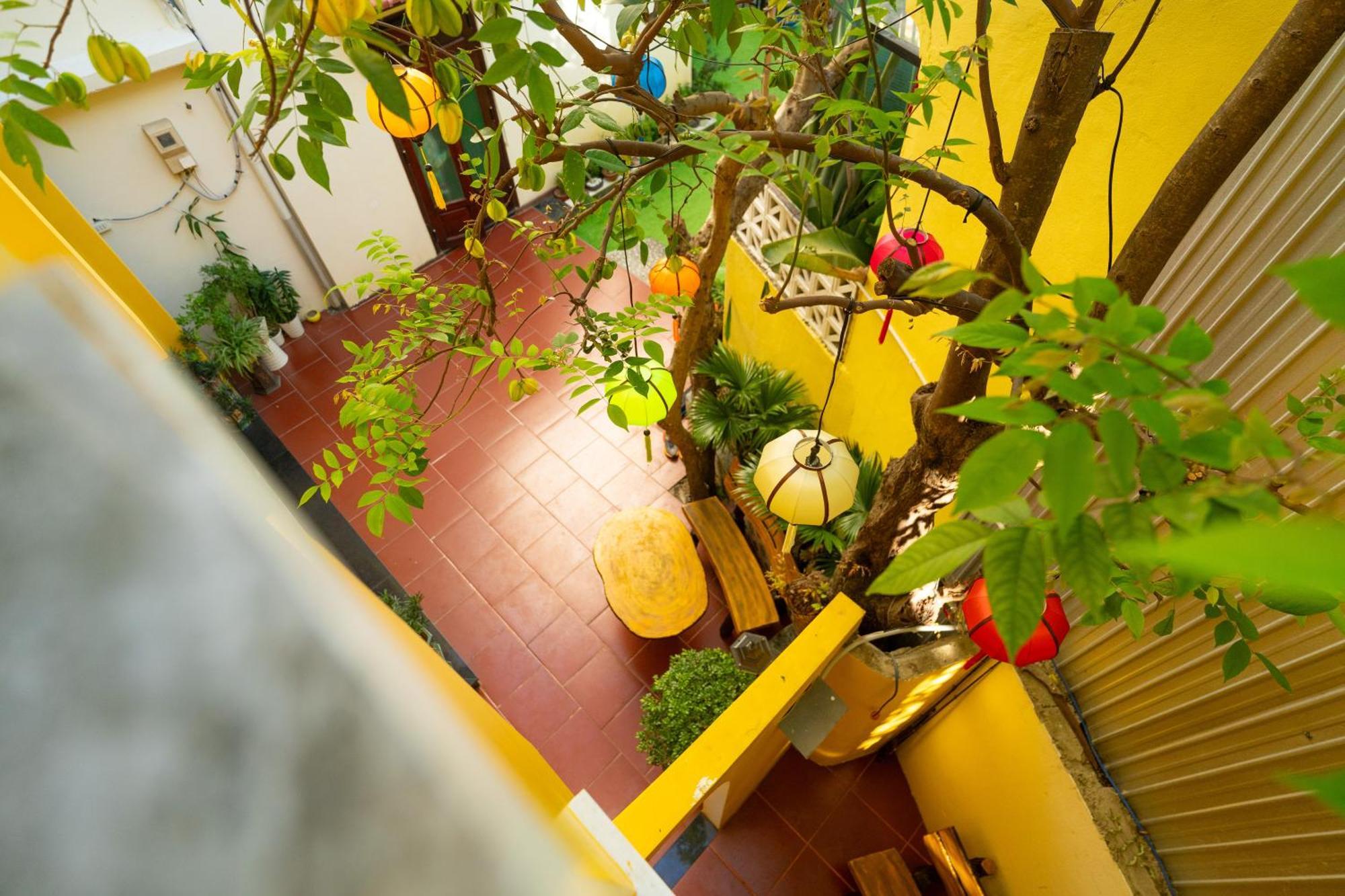Quyen'S House Homestay Хойан Экстерьер фото